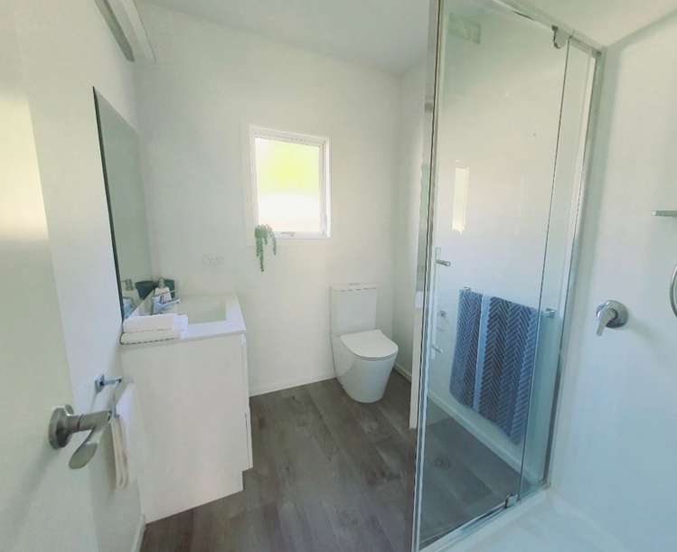 702B Murdoch Road East Akina_9