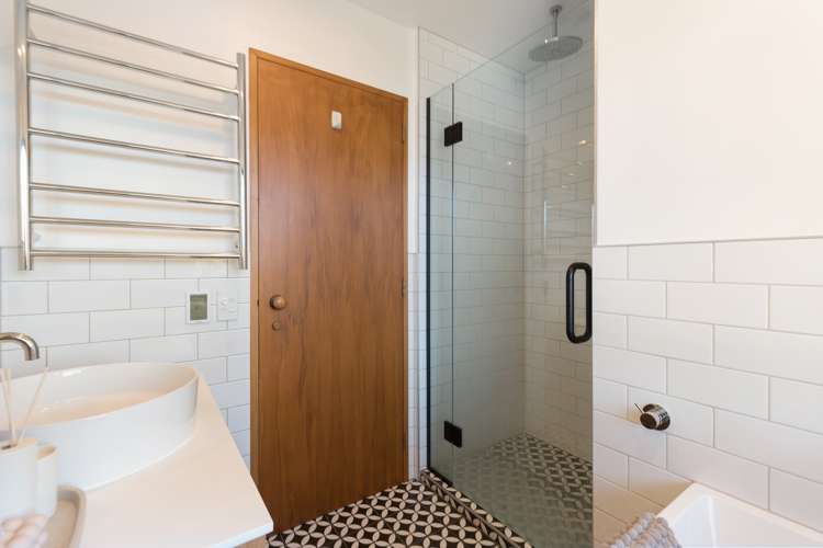 29 Greenstone Place Fernhill/Sunshine Bay_20