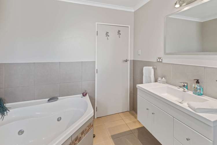 7 Raglan Avenue Cloverlea_8