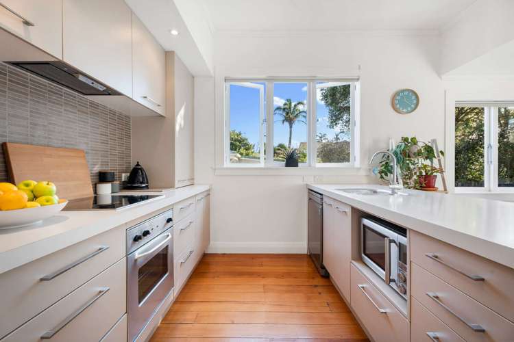 20 Hayr Road Three Kings_2