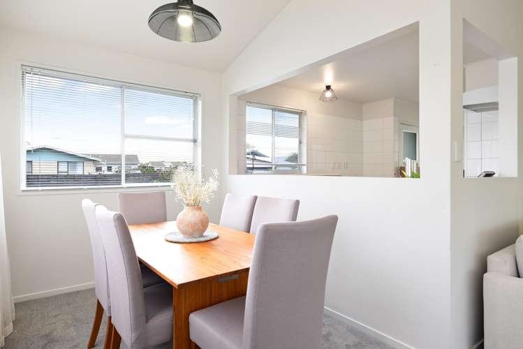 26 Sherwood Drive Pukete_24