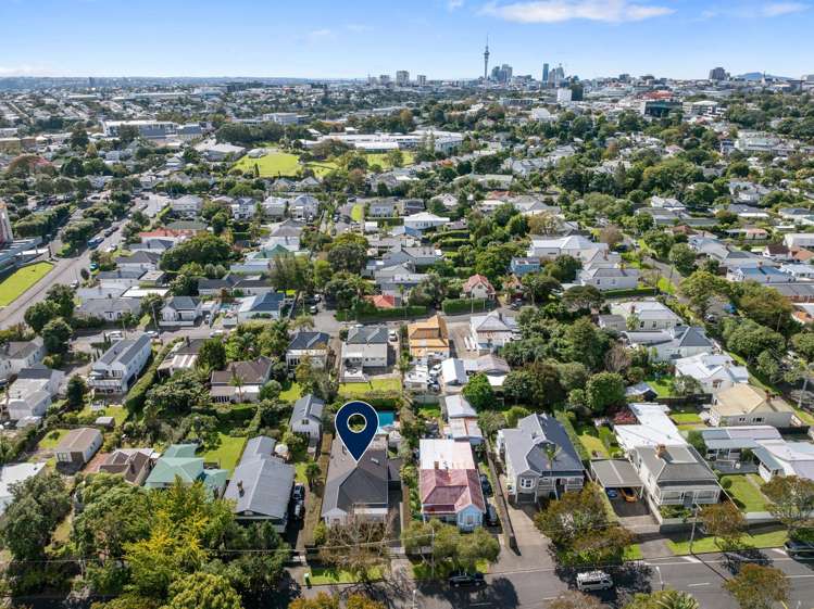 19 Bellwood Avenue Mt Eden_29