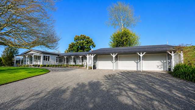 Sheds Might Sell It. House Will Make You Stay