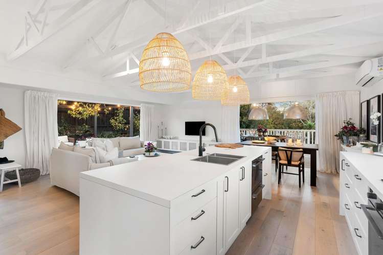 89a Fairclough Road Beach Haven_6