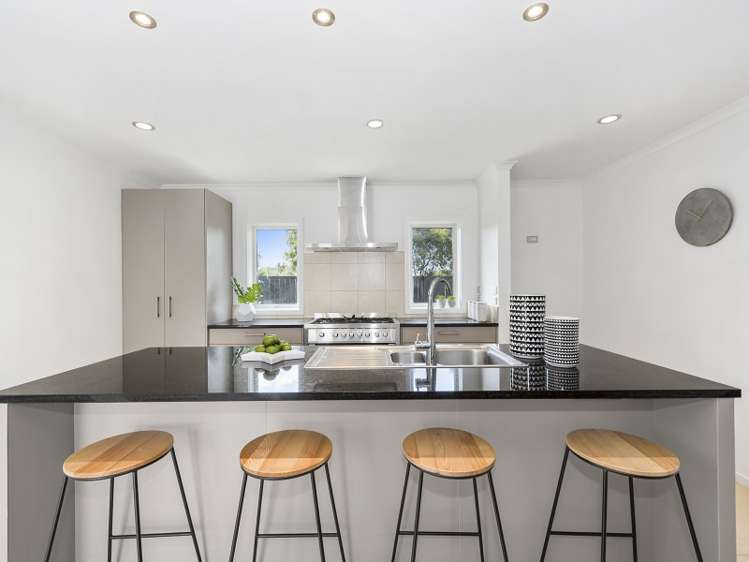 208 Saint James Drive Huntington_1