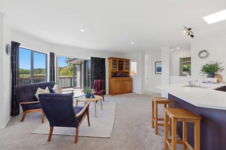 15 Ashgrove Place Ohauiti_6