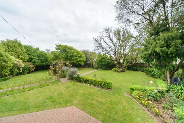 27 High Street Bulls_21