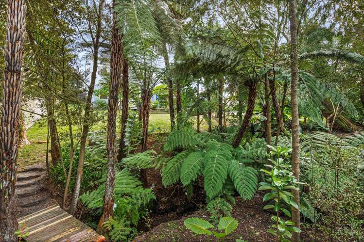 18 Dawnhaven Drive Te Atatu Peninsula_19