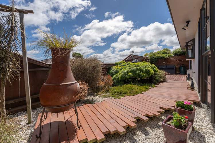 15 Kentwood Drive Woodridge_20