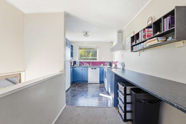 29 Exeter Crescent Springvale_3