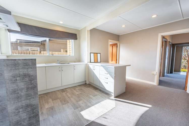 35 Raymond Street West End_11