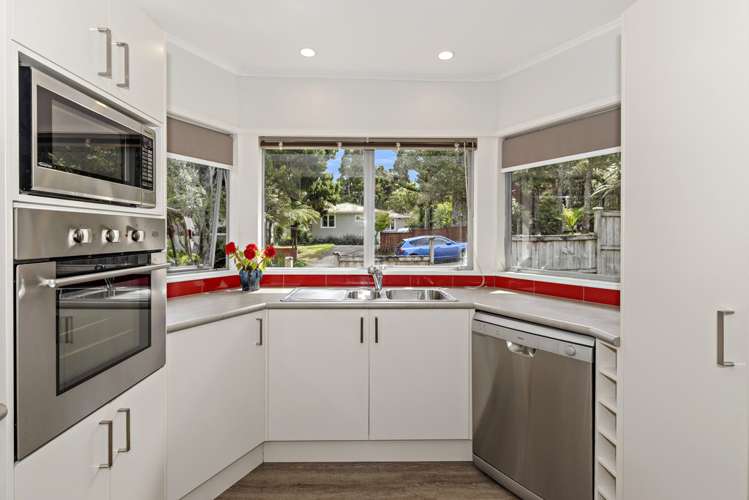 12 Hollywood Avenue Titirangi_8