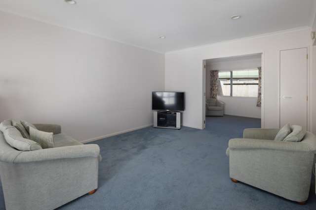 71/42 Main Road Tawa_4