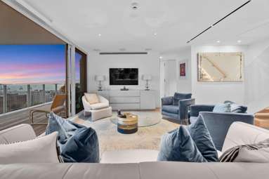 3201 and 3203/6 Lorne Street_2
