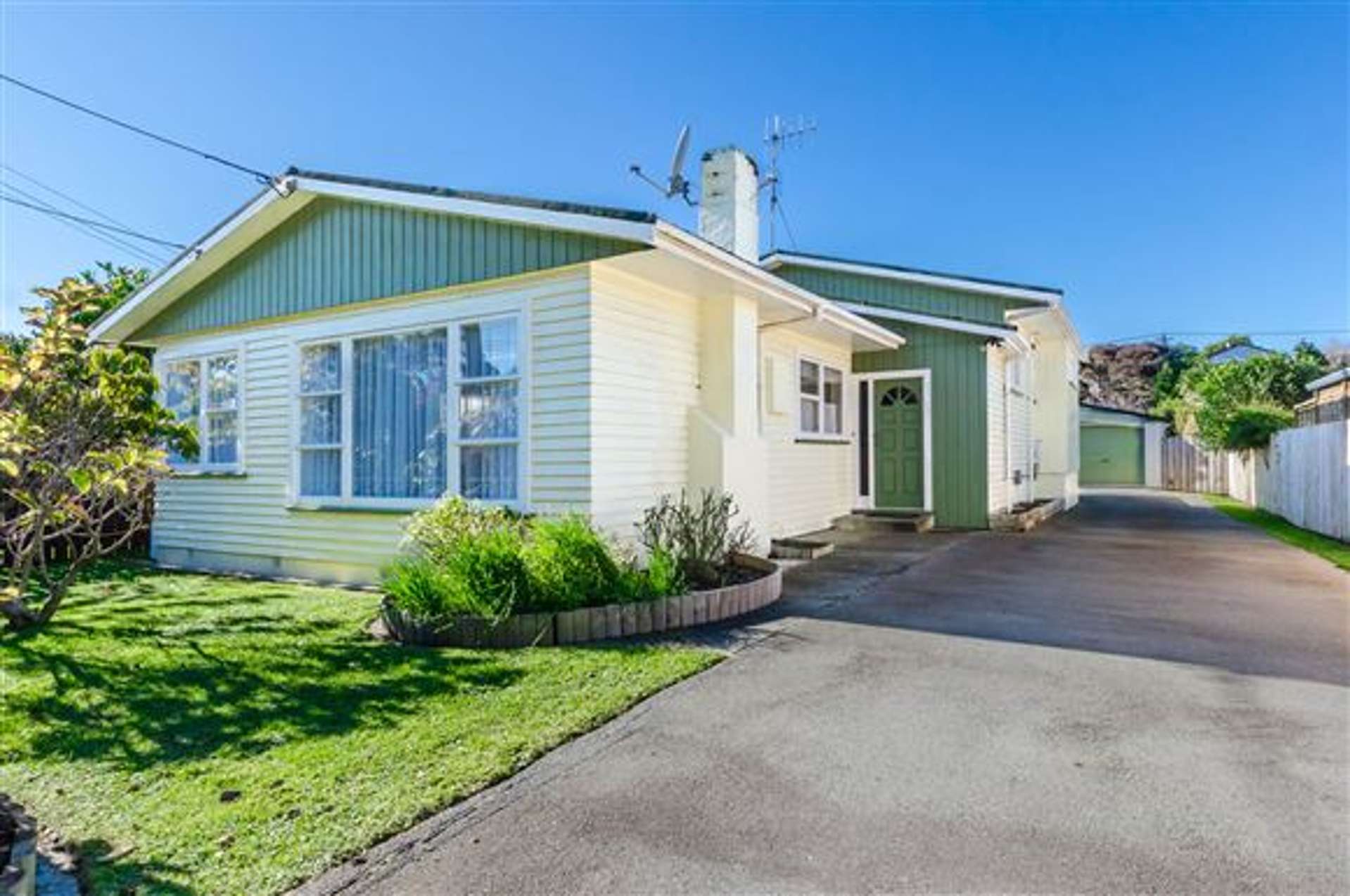 68 Matatua Road Raumati Beach_0