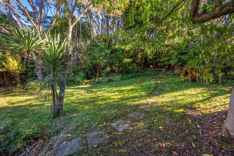 34 Rauhuia Crescent Parau_29