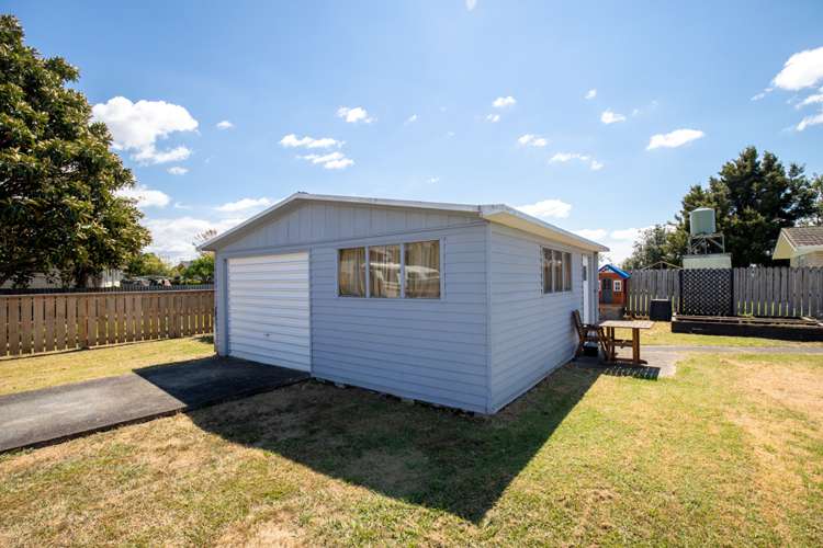 1 Leonard Street Ngatea_15