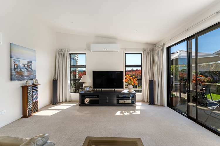 22 Pine Crest Drive Richmond_6