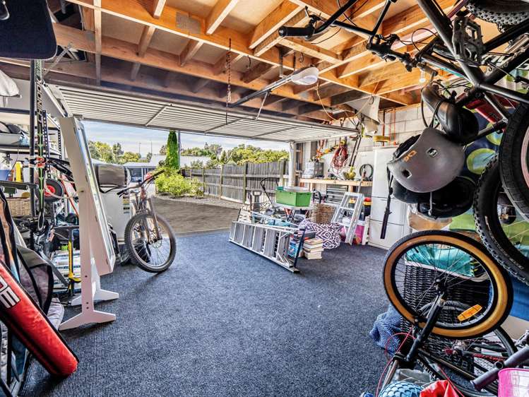 38 Waiwaka Terrace Strandon_26