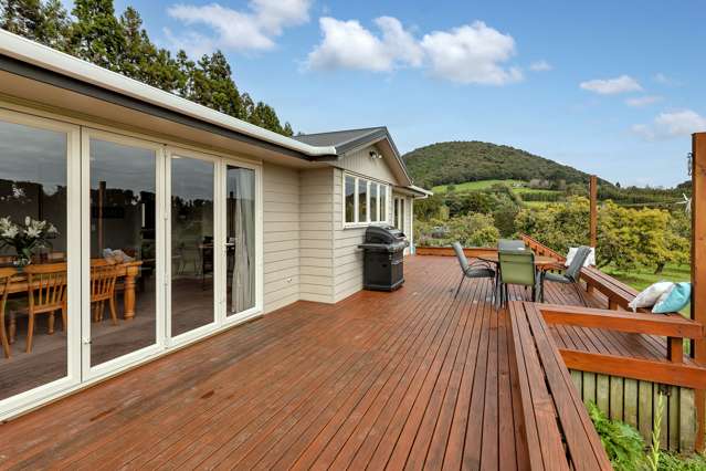 36 Elmsley Road Maungatapere_1