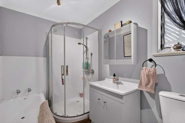 4/245 Kennedy Road_3