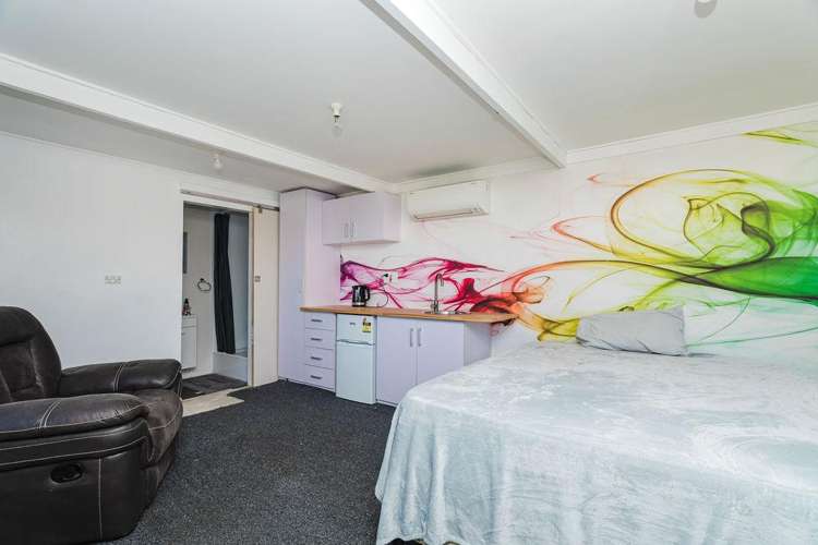 45 Guy Street Dannevirke_19