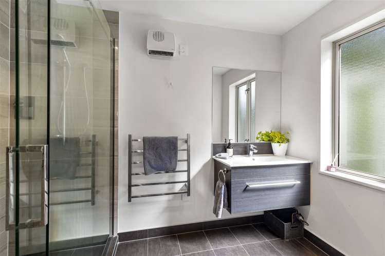 9 Chittagong Lane Cashmere_22