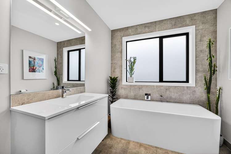 42 Houpuni Road Milldale_14