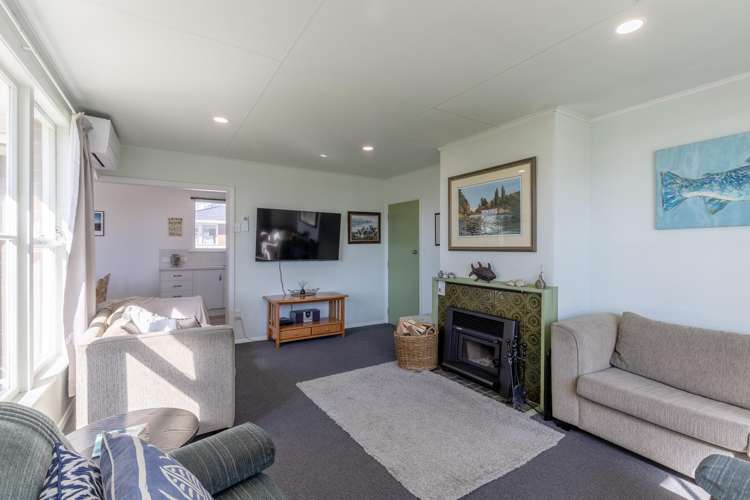 1 Parekarangi Grove Turangi_7