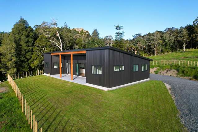 Relaxed Rural Living in a Fresh New Build