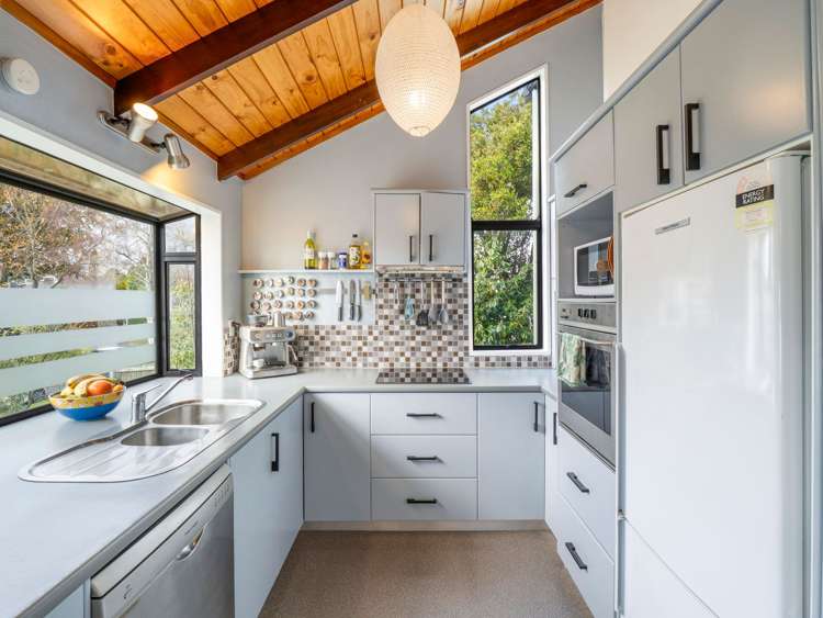 11 Waitawa Place_3