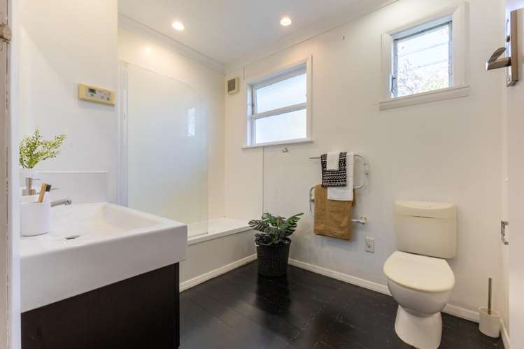 4 Hughes Avenue Hokowhitu_13
