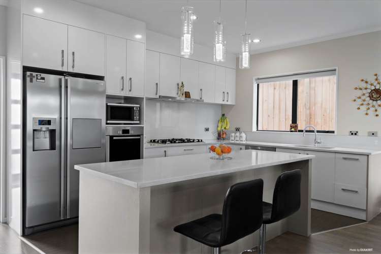 24 Carrickdawson Drive Flat Bush_8