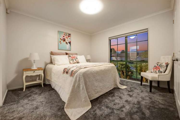 42 Farmdale Court Flat Bush_17