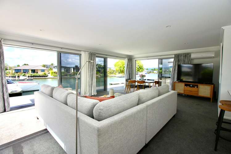 13 Mermaid Place_4