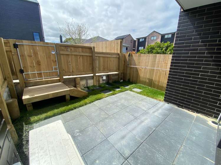 1/63 Taikata Road Te Atatu Peninsula_7