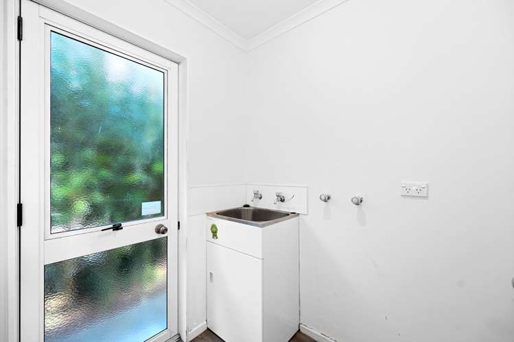 164C Old Farm Road Hamilton East_11