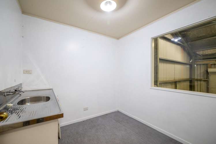 Store/4 Akersten Street Port Nelson_10