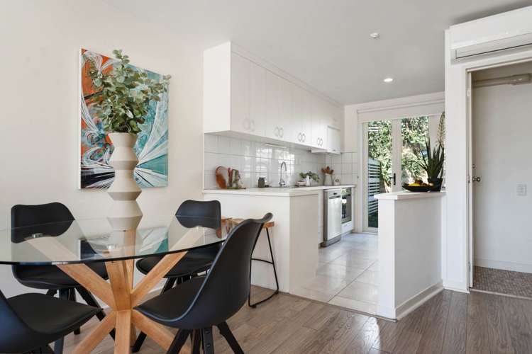 38/27 Birdwood Crescent_4