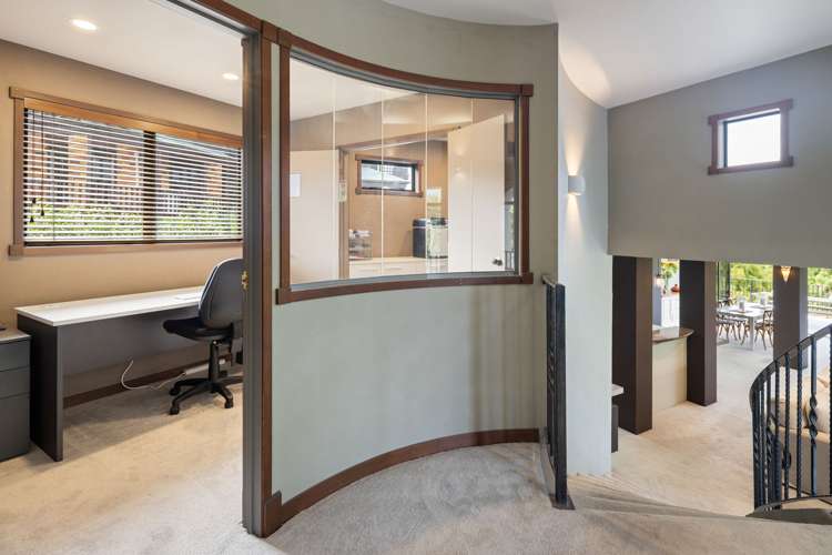 1025 River Road Queenwood_32