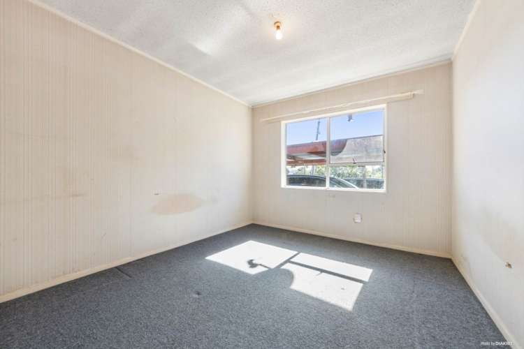 1/11 Alston Avenue Kelston_5