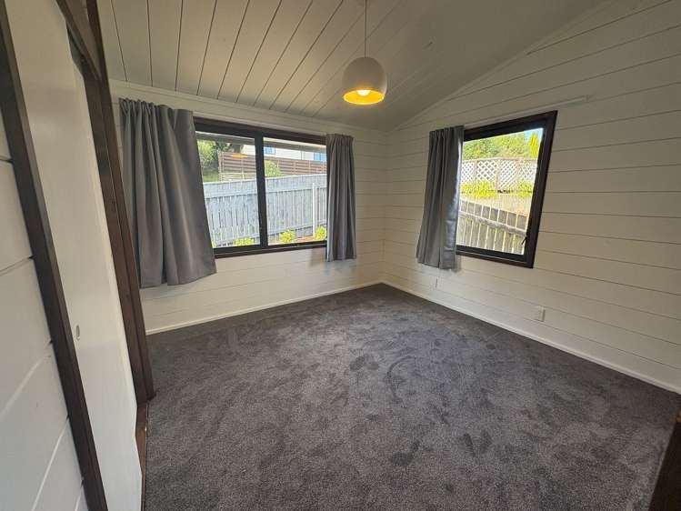 22 Percy Dyett Drive Karori_10