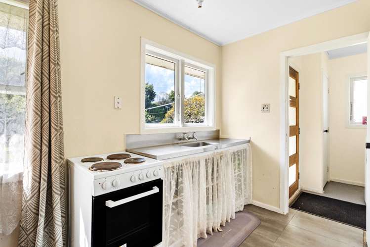 51 Wymondley Road Otara_3