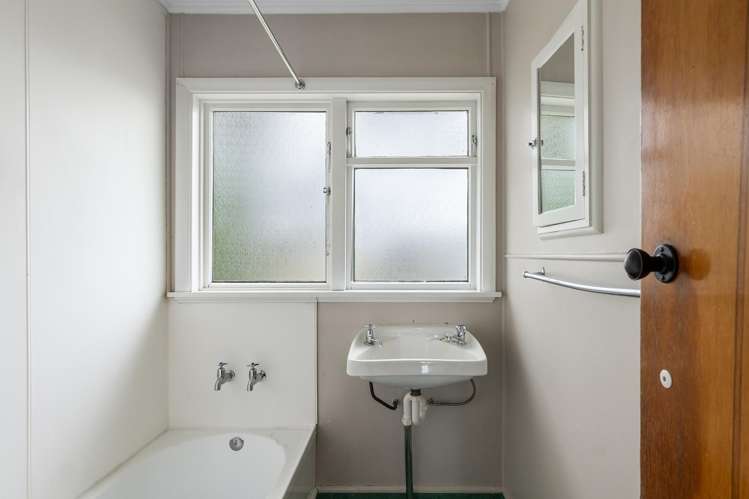 152 Hampshire Street and 1 Brockenhurst Street Aranui_7