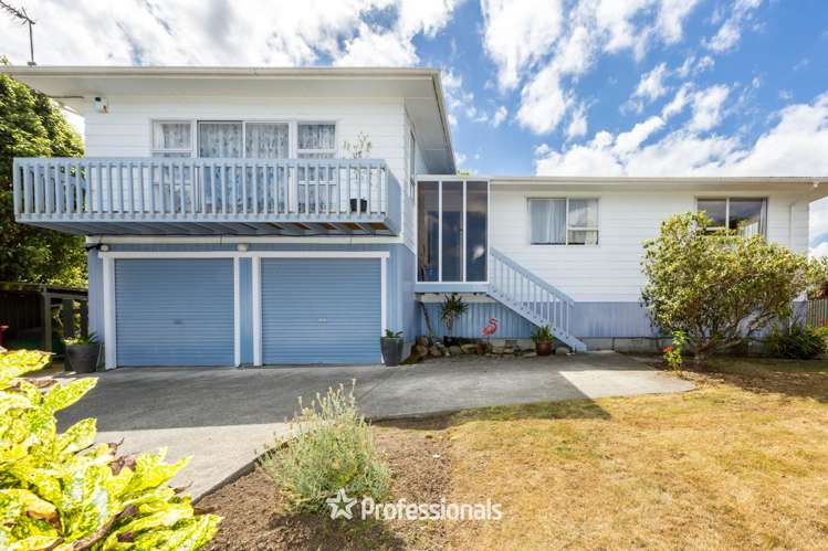 19 Haylock Grove Totara Park_16