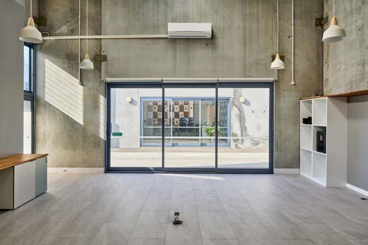 Unit 56 & 57 41-49 Bouverie Street Petone_13