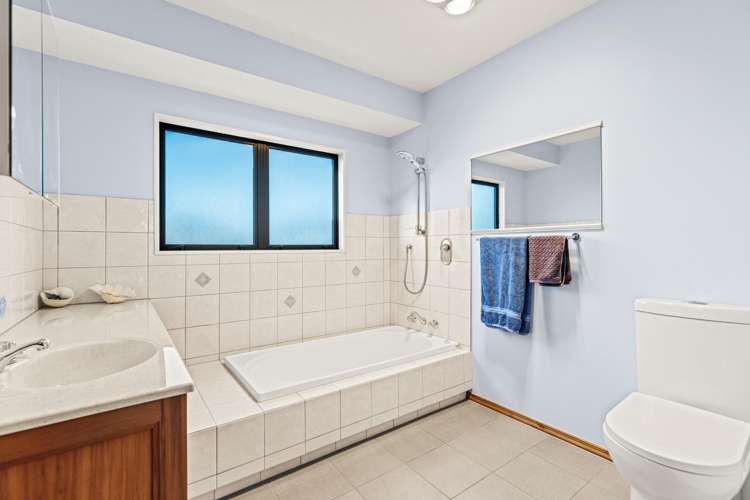 46 Fairway Drive Shirley_10