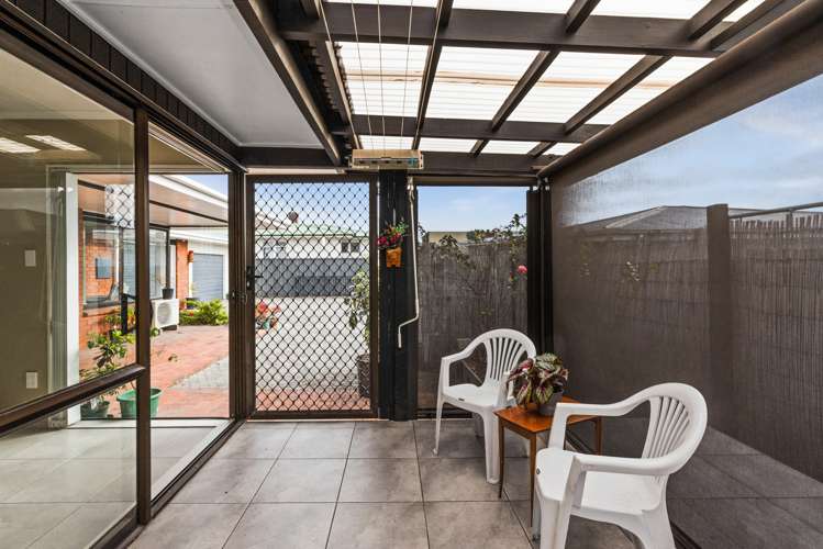 54a Menin Road Onekawa_6