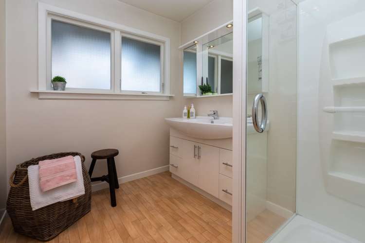 6 Wroxton Terrace Merivale_13