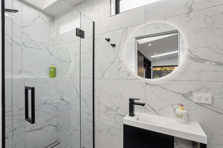 59 Risinghurst Terrace Lower Shotover_20